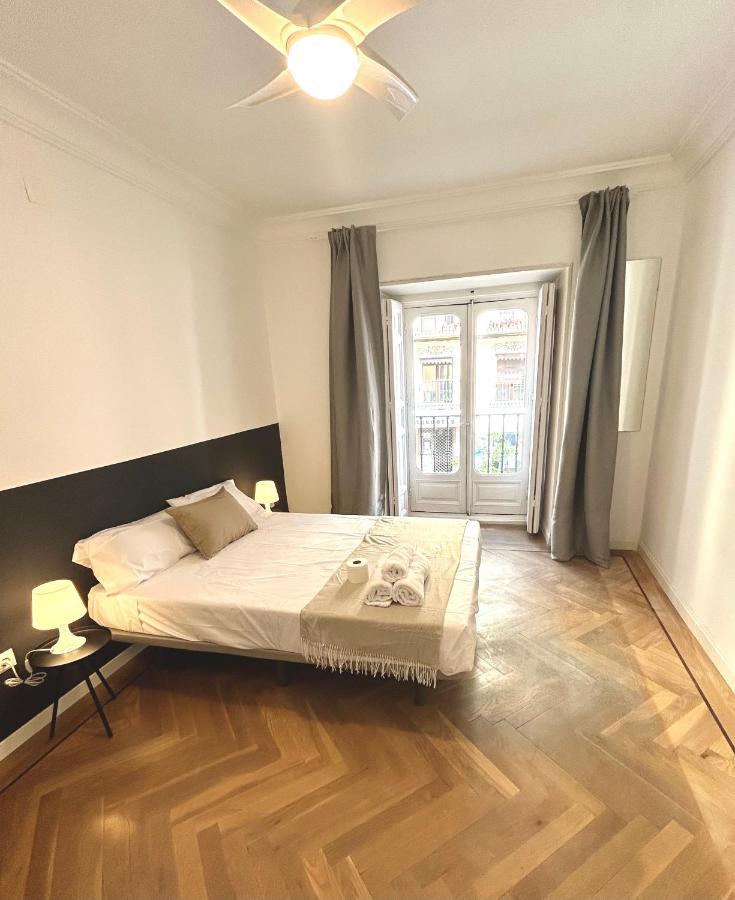 Villa Rooms Madrid Extérieur photo